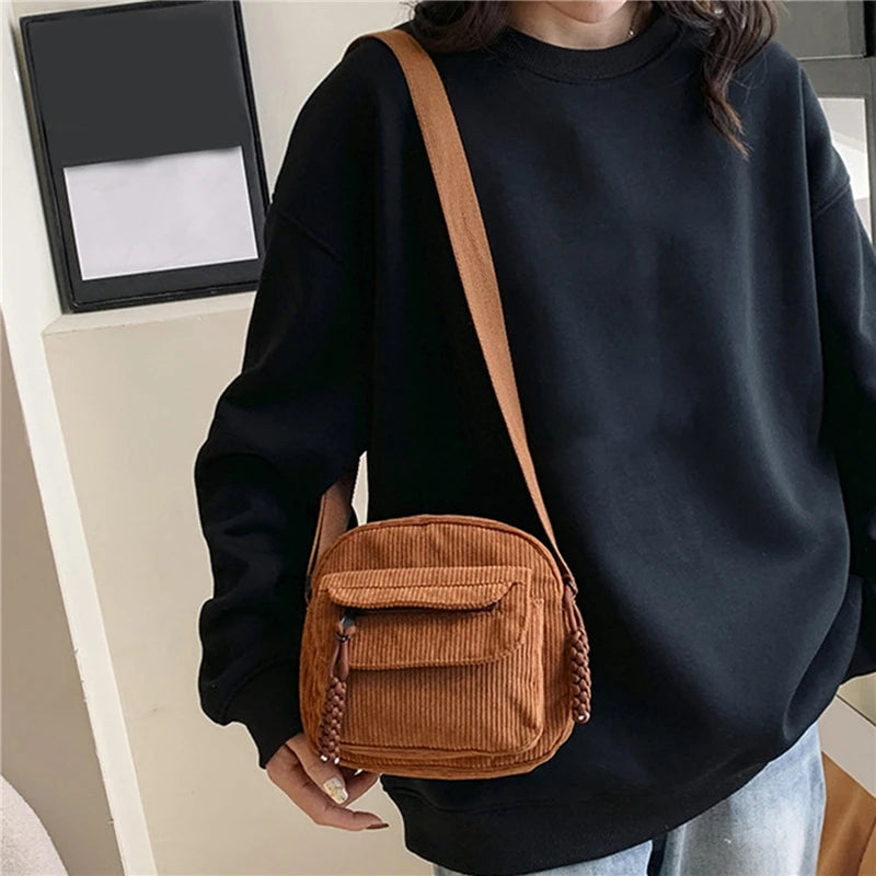 Aunna's Corduroy Small Shoulder Bag